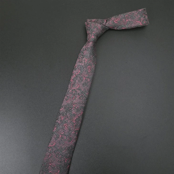 YiLi Floral Polyester Linen Tie: Custom-Crafted Elegance